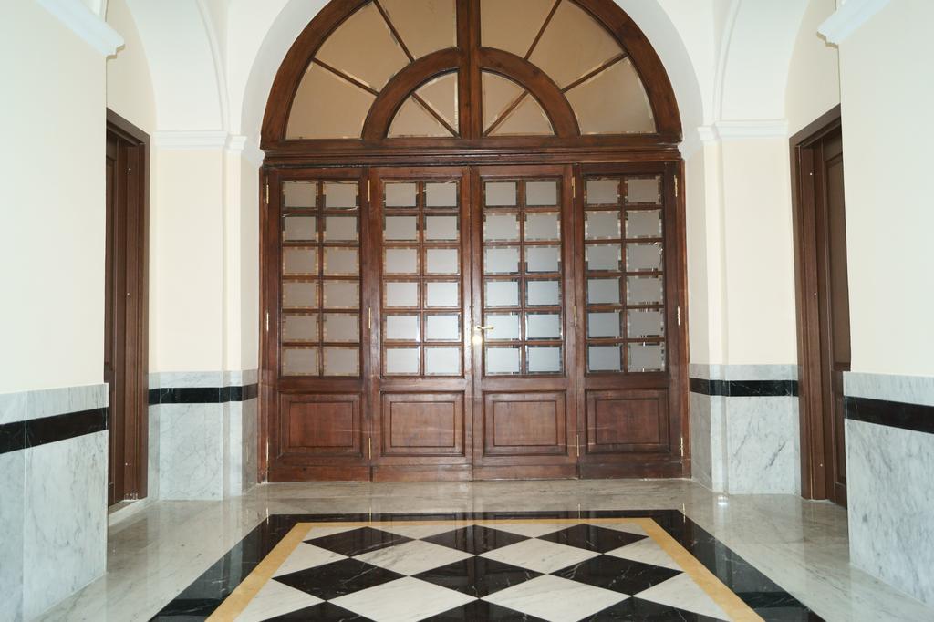 Caterina One O One - Embassy Apartment Rzym Zewnętrze zdjęcie