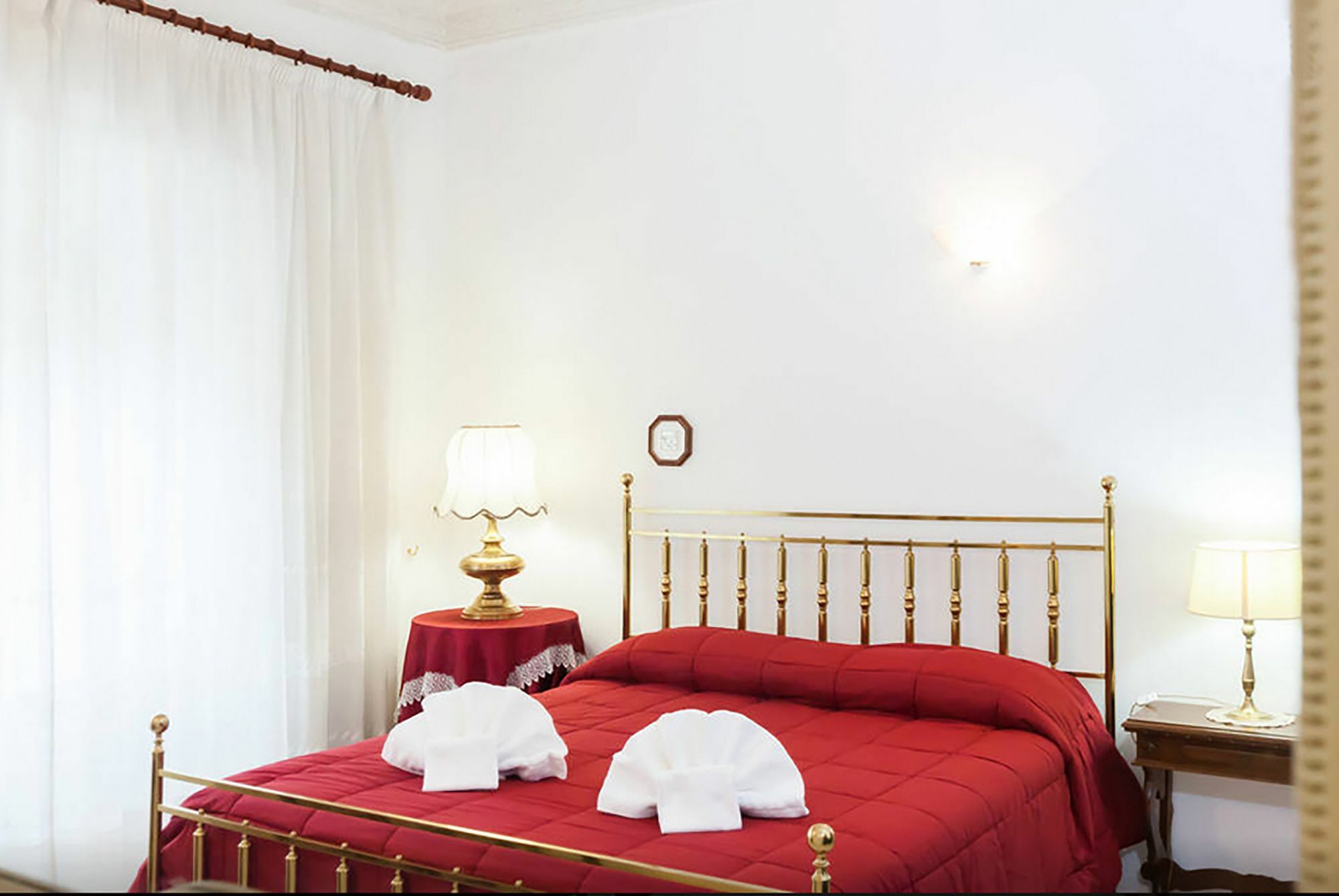 Caterina One O One - Embassy Apartment Rzym Zewnętrze zdjęcie